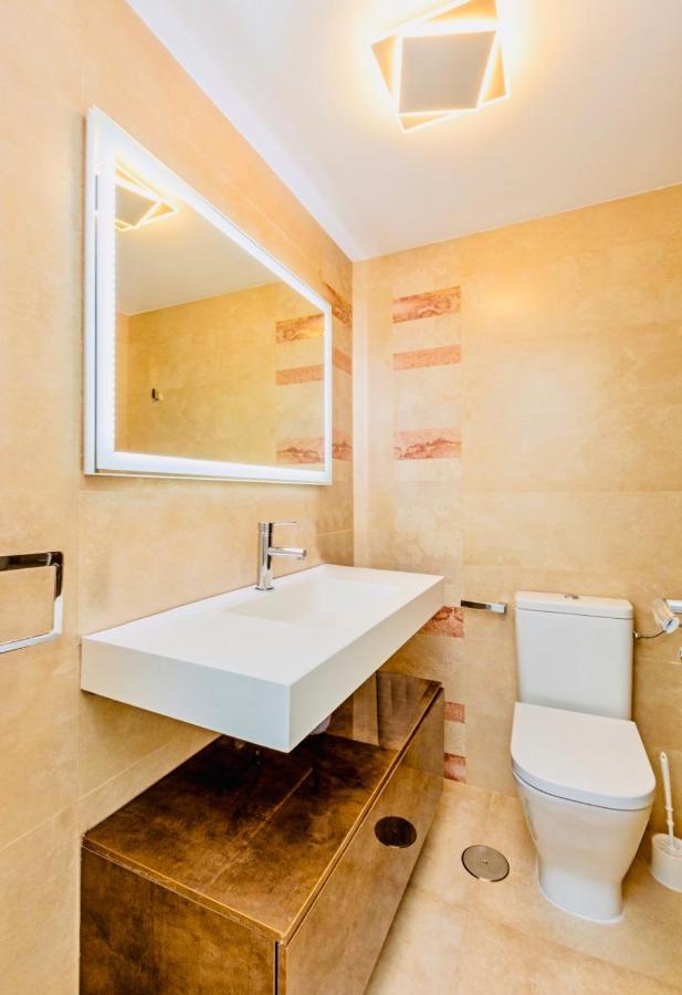 La Carihuela Lux Apartment Torremolinos Zewnętrze zdjęcie